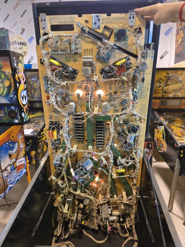 FREDDY: A NIGHTMARE ON ELM STREET GOTTLIEB PINBALL FLIPPER (T2165)