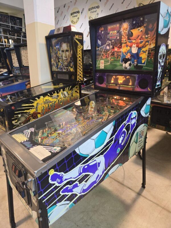 WORLD CUP 94 BALLY WILLIAMS PINBALL FLIPPER (T2205)